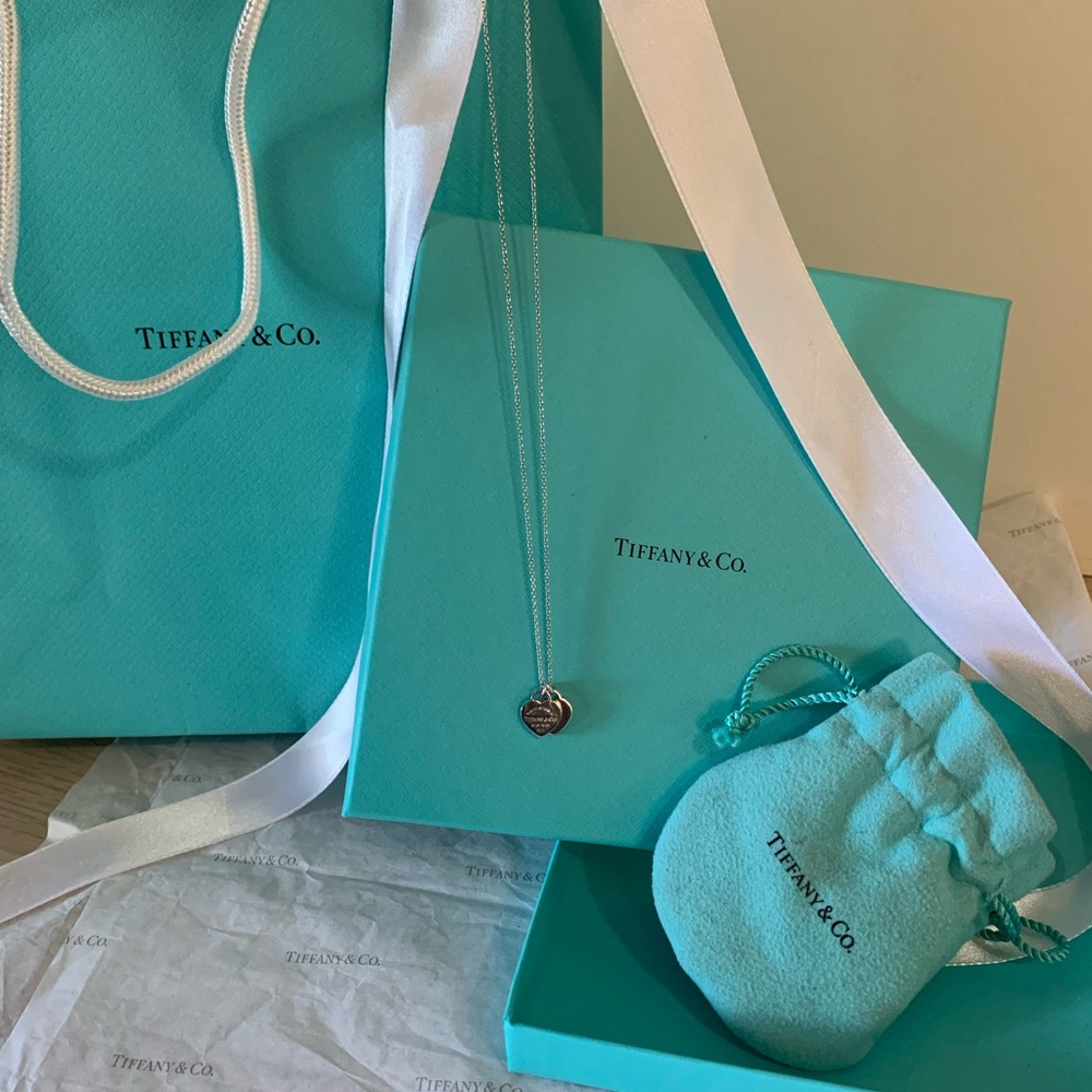 Return to Tiffany Double Heart Tag Pendant